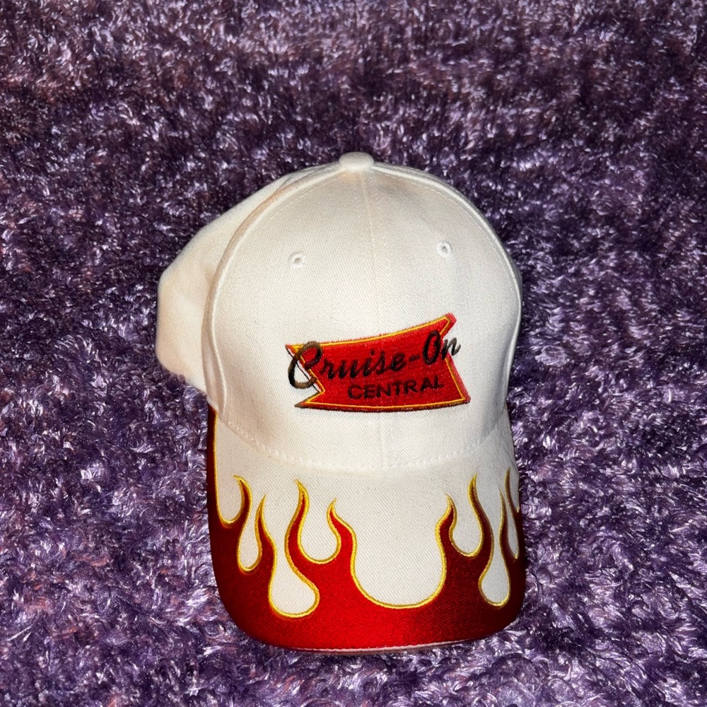 Cruise-On Central Flame Hat